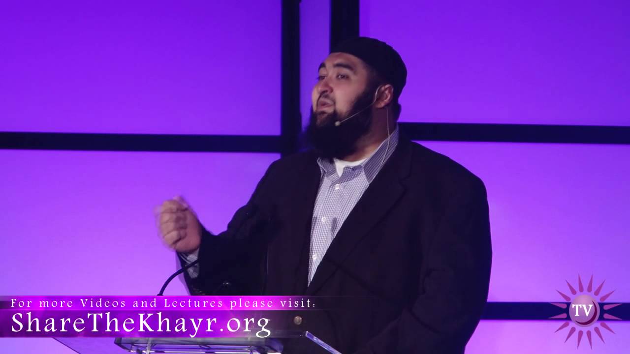 Who is the lord of the worlds ?Praise be to Allaah.
Allaah alone is the Lord, the Creator, the Provider&hellip; the Sovere...