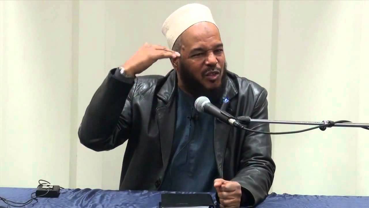 What advice can you give to the Muslims in the west in the current situation in which the Muslim ummah finds itself? How c...