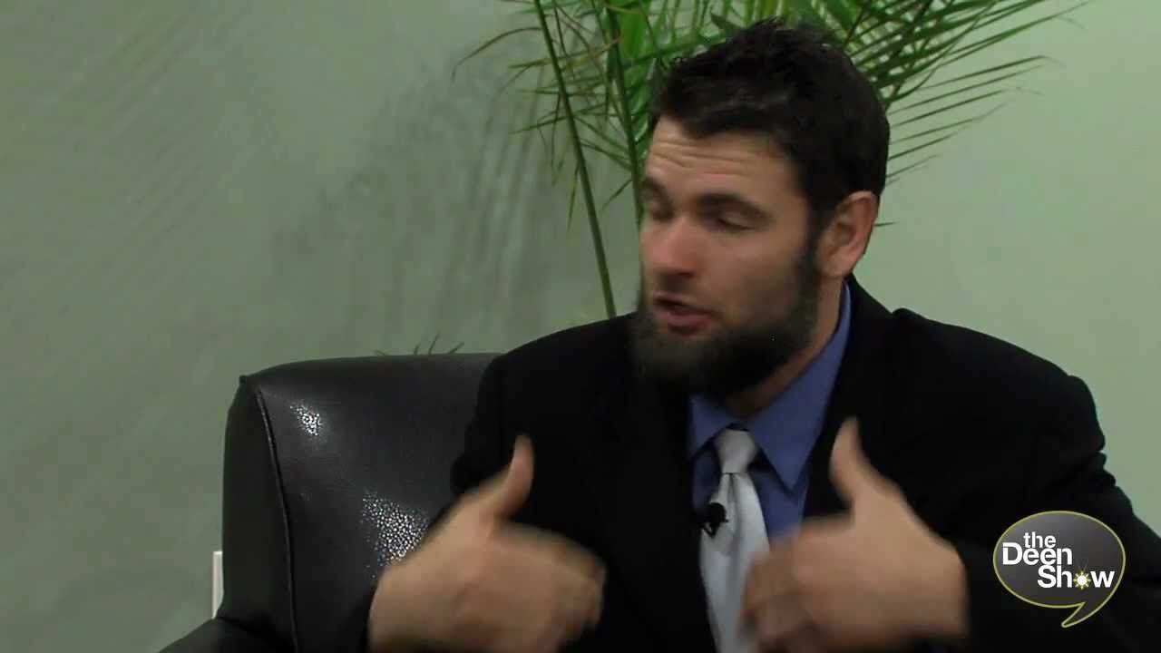 How To Become a Muslim ?Praise be to Allaah.
All praise be to Allah, the lord of the universe. May peace and blessings of ...