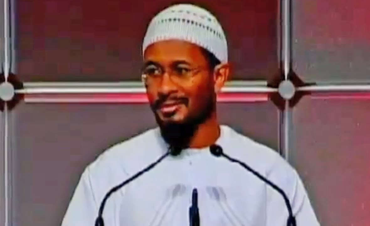 Kamal El Mekki has been dubbed the Black Belt of Dawah. With decades of experience in the Dawah scene, Shaykh Kamal has in...