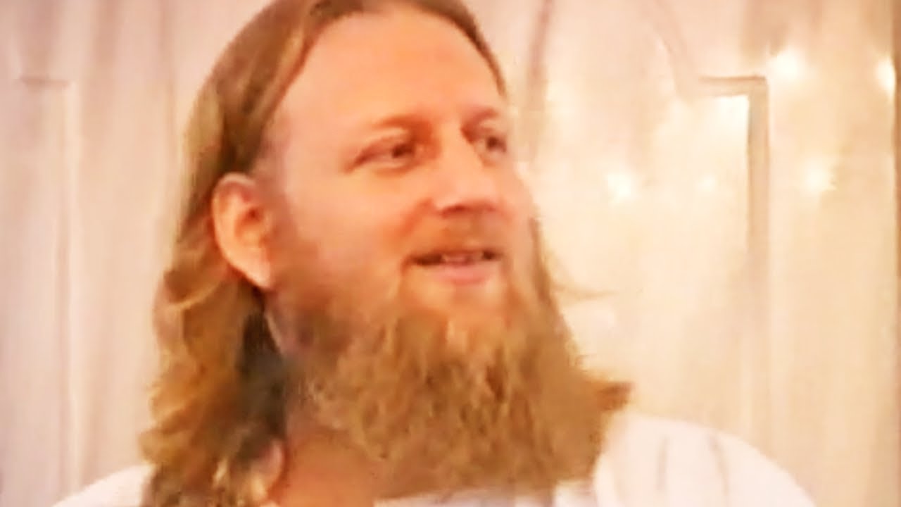 In this video Abdul-Raheem Green explains some of the primary evidences for the truthfulness of Islam.How do we know Islam...